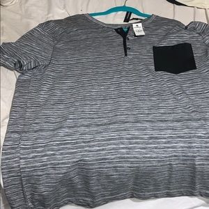 express 2xl short sleeve faux leather pocket tee